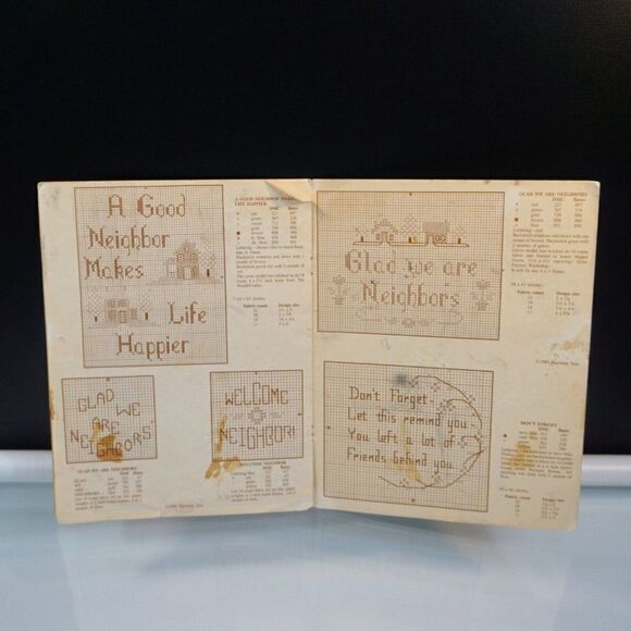 Neighbors By Harriette Tew Counted Cross Stitch Patterns Vintage 1985 Leaflet - Picture 6 of 6